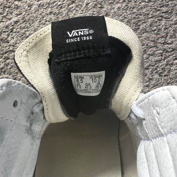 Butterfly High Top Vans - Picture 9 of 9